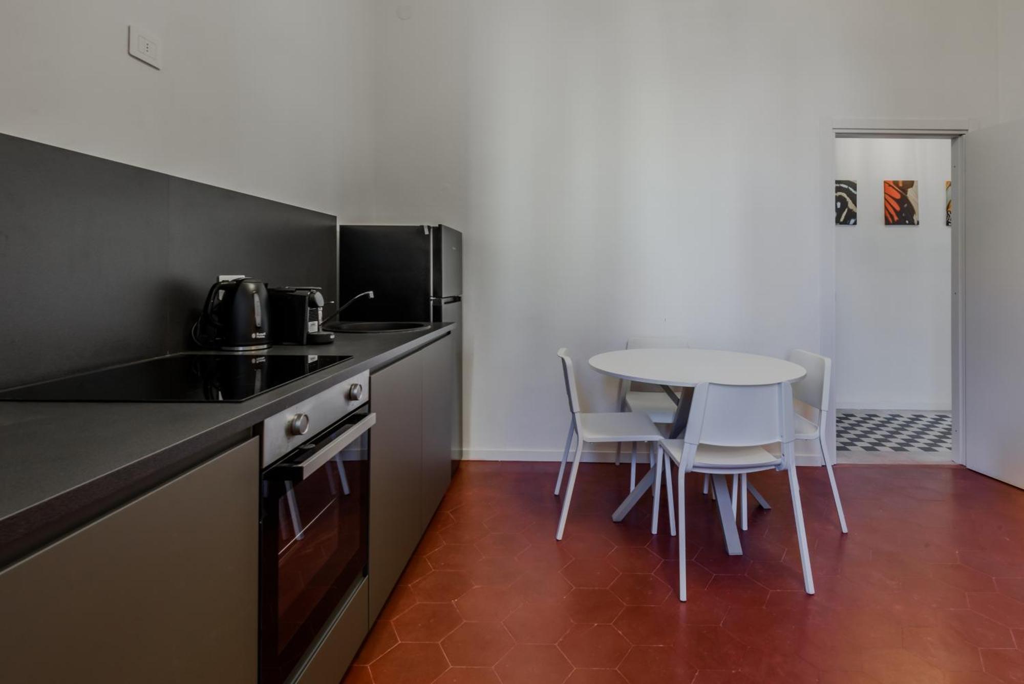 New And Functional Apartments Near The Metro 밀라노 외부 사진
